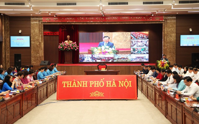 Creating conditions for Ha Noi female intellectuals to contribute to the capital's development - Ảnh 1.