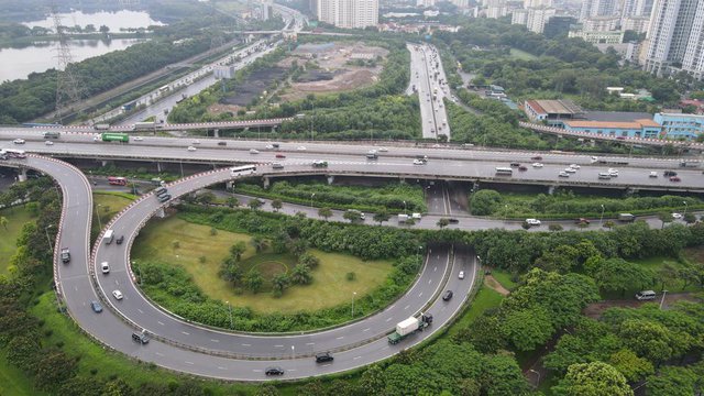 Construction of link to Ha Noi's Ring Road 3 to start in June - Ảnh 1.