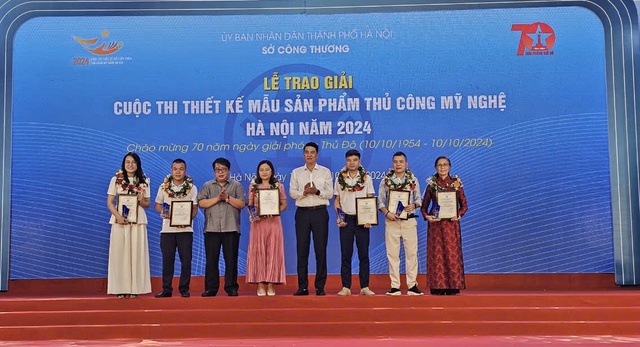 Ha Noi honors 90 handicraft designs  - Ảnh 1.