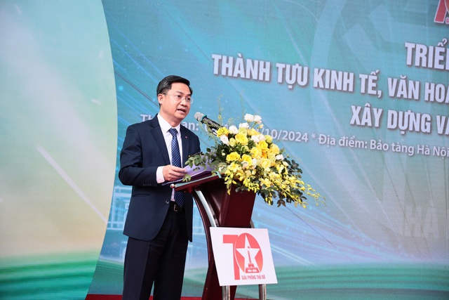 Exhibition on Ha Noi’s socio-economic and cultural achievements kick-started  - Ảnh 2.