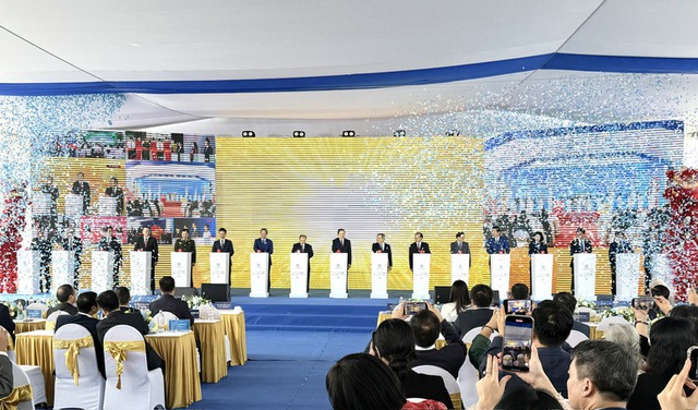 Ha Noi launches seven key infrastructure projects  - Ảnh 2.