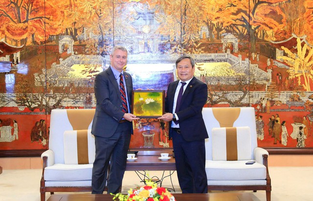 Ha Noi seeks to further expand cooperation with Belgian partners- Ảnh 1.