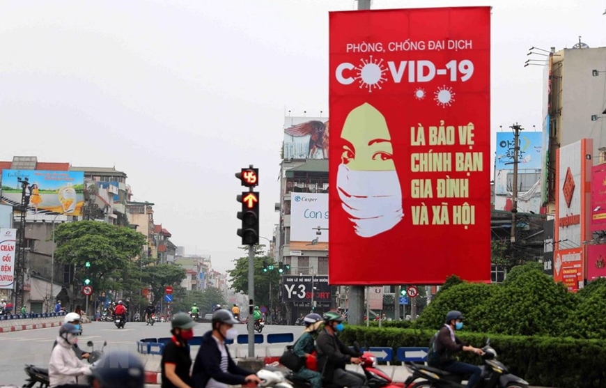 Ca COVID-19 tăng cao, Hà Nội không còn quận, huyện 'vùng xanh' - Ảnh 1.