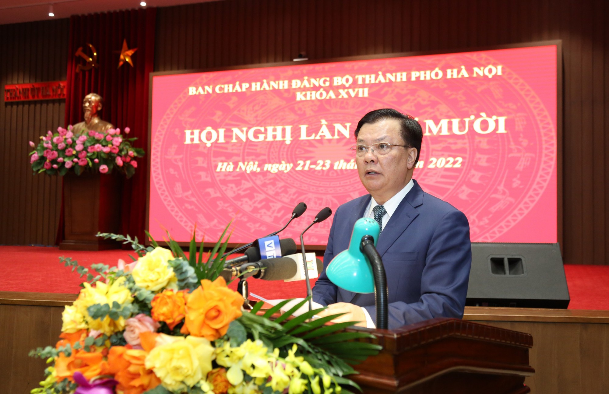 Năm 2023: Hà Nội tiếp tục cải thiện môi trường kinh doanh, phấn đấu GRDP tăng 7,0% - Ảnh 1.