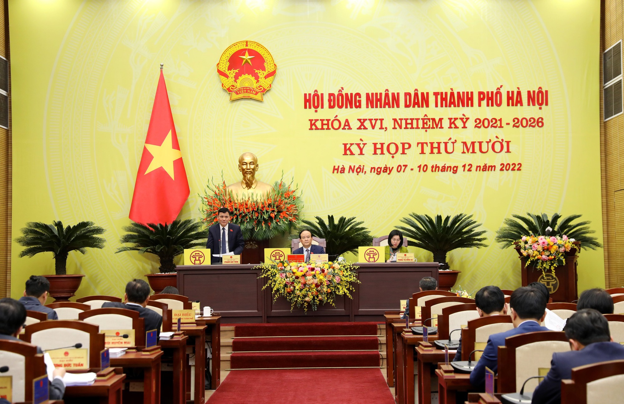 Hà Nội có trên 10.500 biên chế công chức phường - Ảnh 1.
