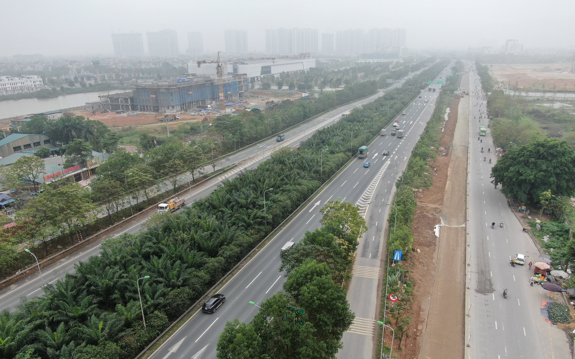 Hà Nội mở rộng gấp đôi đường gom đại lộ Thăng Long chống úng ngập