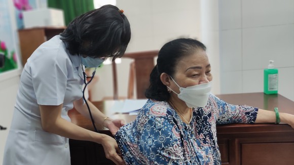 Hiểu đúng về ‘hậu COVID-19’ - Ảnh 1.