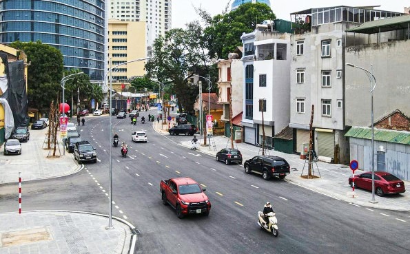 Chính thức thông xe kỹ thuật đường Huỳnh Thúc Kháng kéo dài - Ảnh 2.