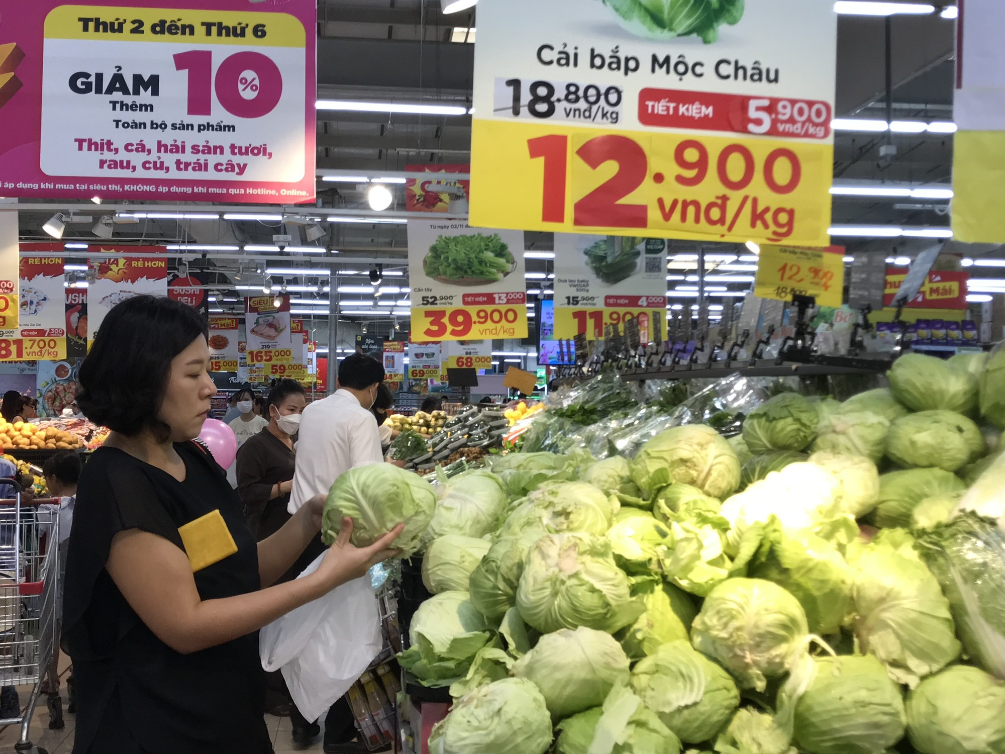 'Ngày Vàng giá shock': Khuyến mại lên đến 70%- Ảnh 4. 'Ngày Vàng giá shock': Khuyến mại lên đến 70%- Ảnh 4.