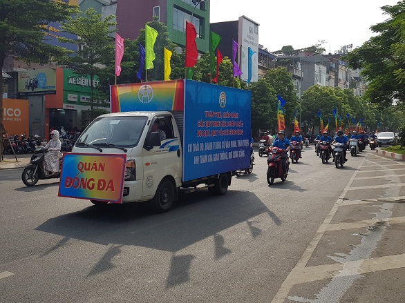 Định hình chuẩn mực văn hóa ứng xử người Hà Nội- Ảnh 3. Định hình chuẩn mực văn hóa ứng xử người Hà Nội- Ảnh 3.