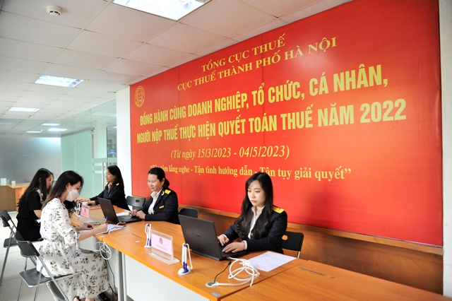 Hà Nội đồng loạt triển khai hỗ trợ quyết toán thuế năm 2022 - Ảnh 1.