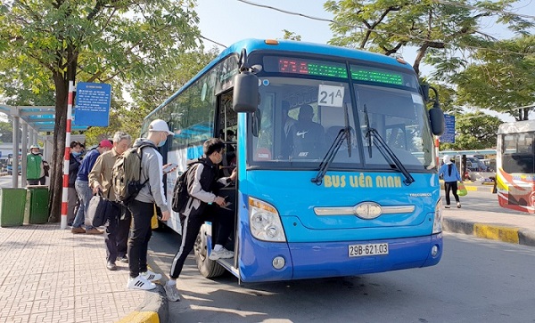 Hà Nội: Gần 100% lượt xe buýt được chấm điểm 5 sao - Ảnh 1.