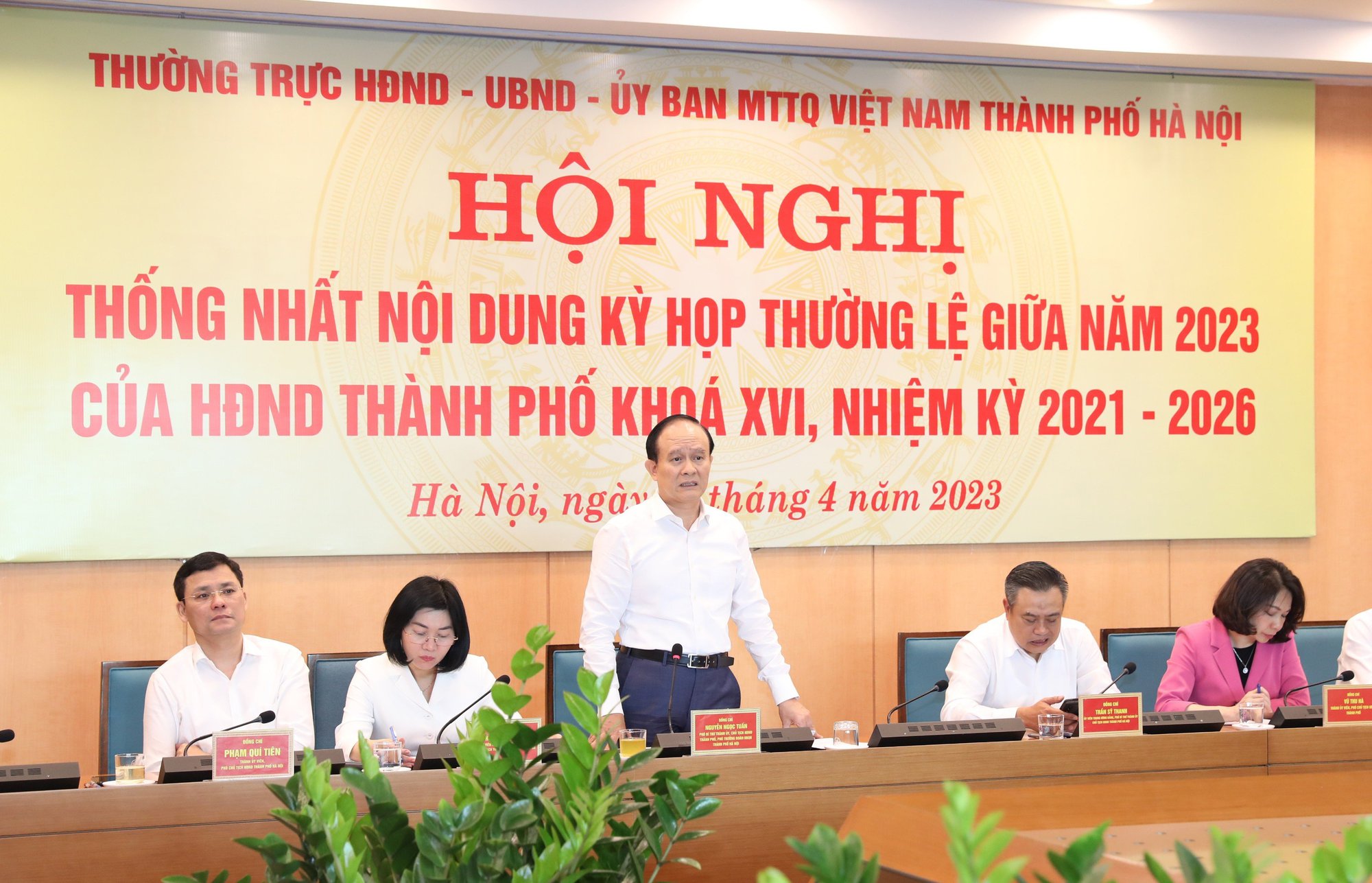 Hdnd Thống nhất nội dung kỳ họp thường lệ giữa năm 2023 của HĐND TP. Hà Nội