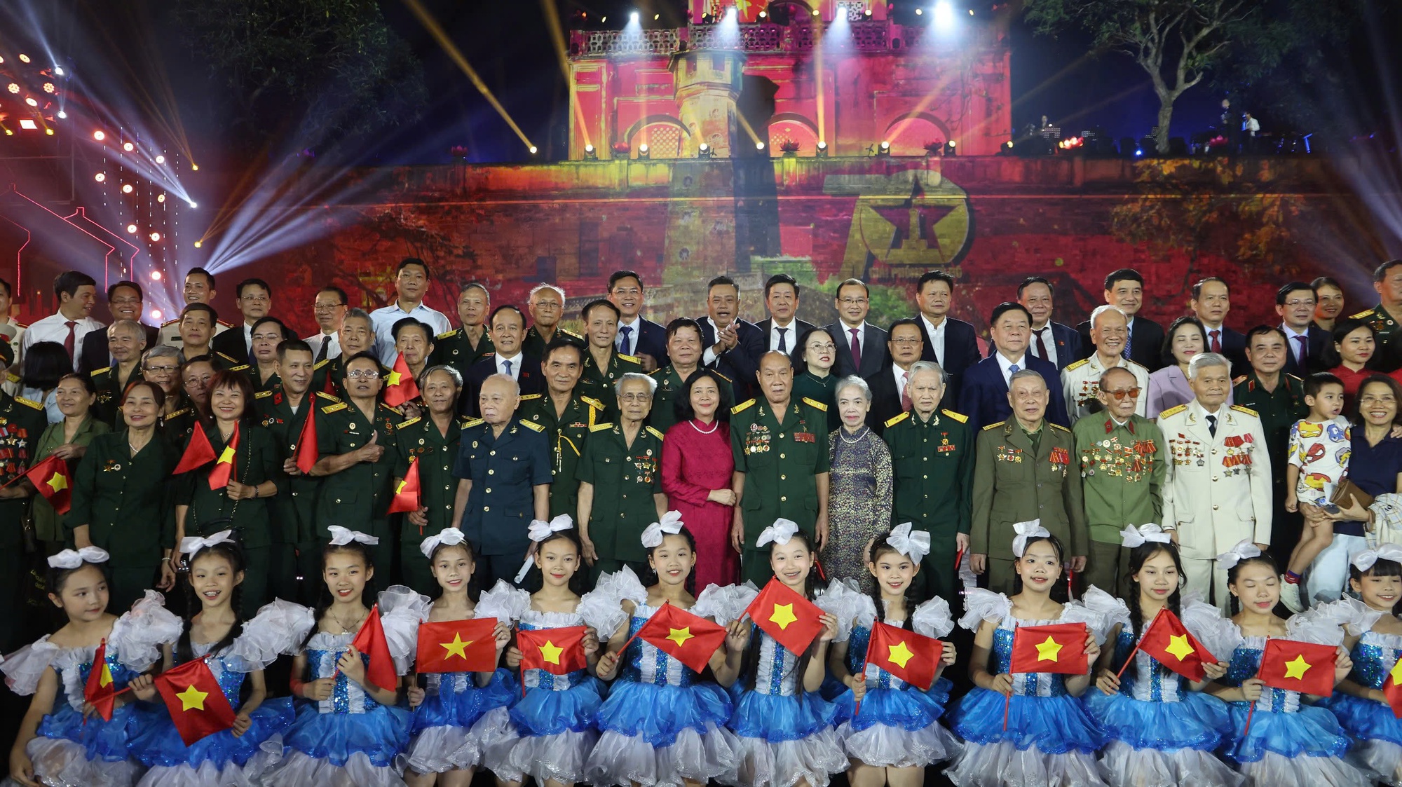 Tự hào, lắng đọng 'Hà Nội - Bản hùng ca phố'- Ảnh 8.