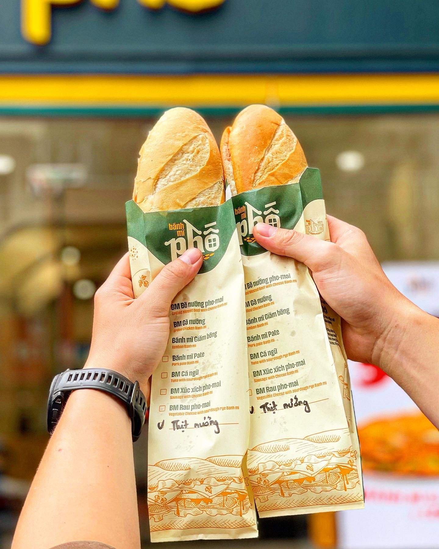 Bánh mỳ QY Thuốc Bắc: Lịch sử và câu chuyện thương hiệu