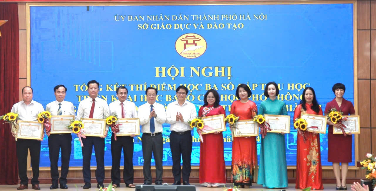 Hà Nội phát động việc triển khai học bạ số đại trà ở các trường phổ thông- Ảnh 2.