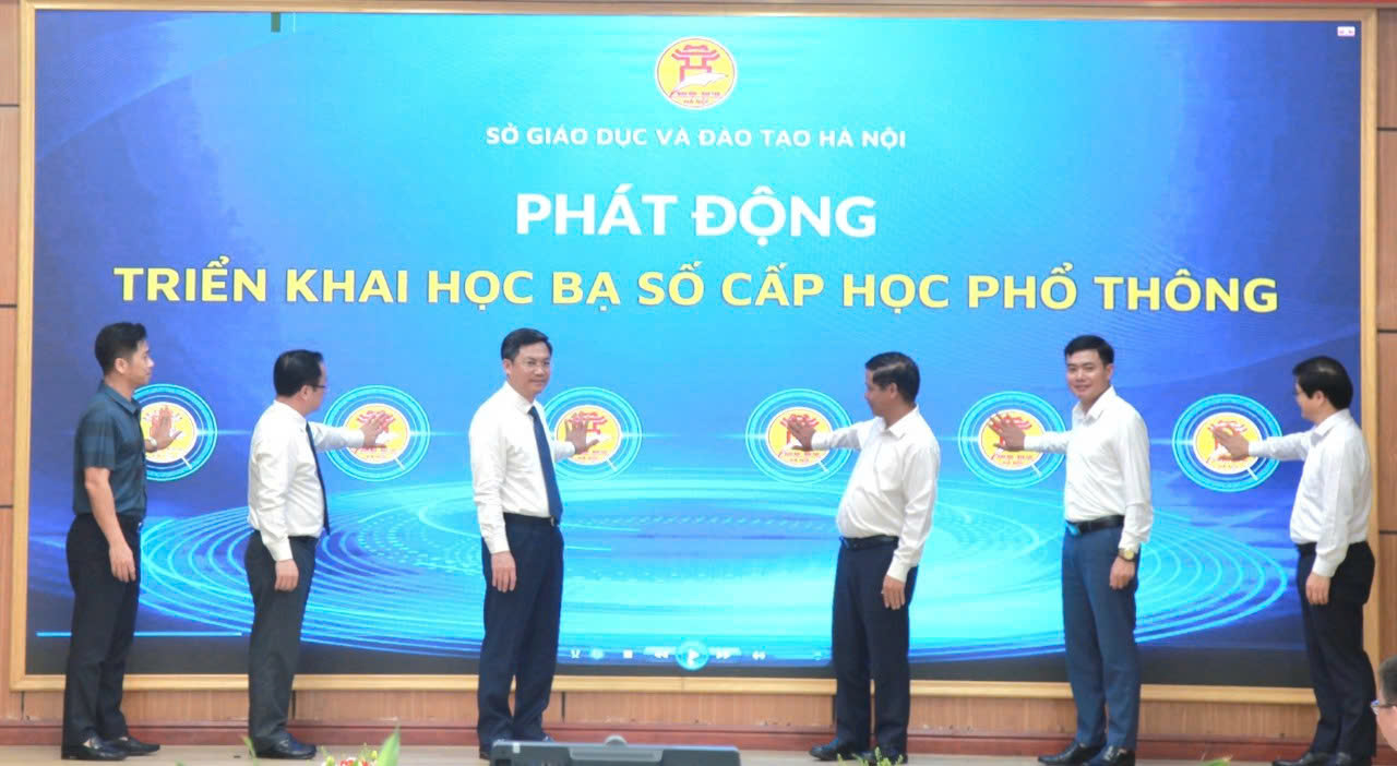 Hà Nội phát động việc triển khai học bạ số đại trà ở các trường phổ thông- Ảnh 1.