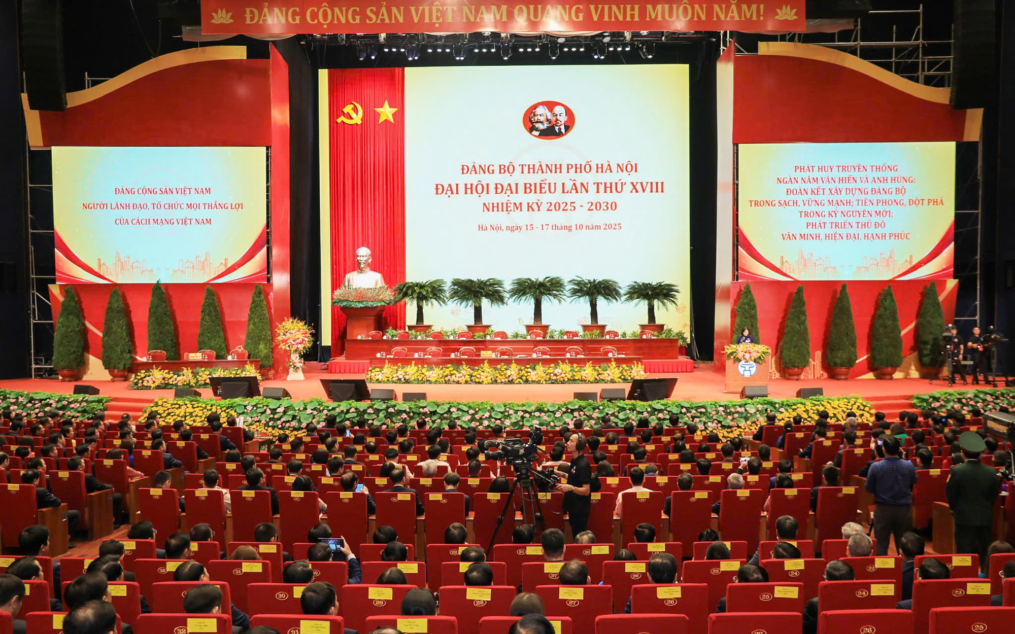 Hà Nội tiên phong trong kỷ nguyên mới: Từ bản lĩnh chính trị đến đột phá phát triển