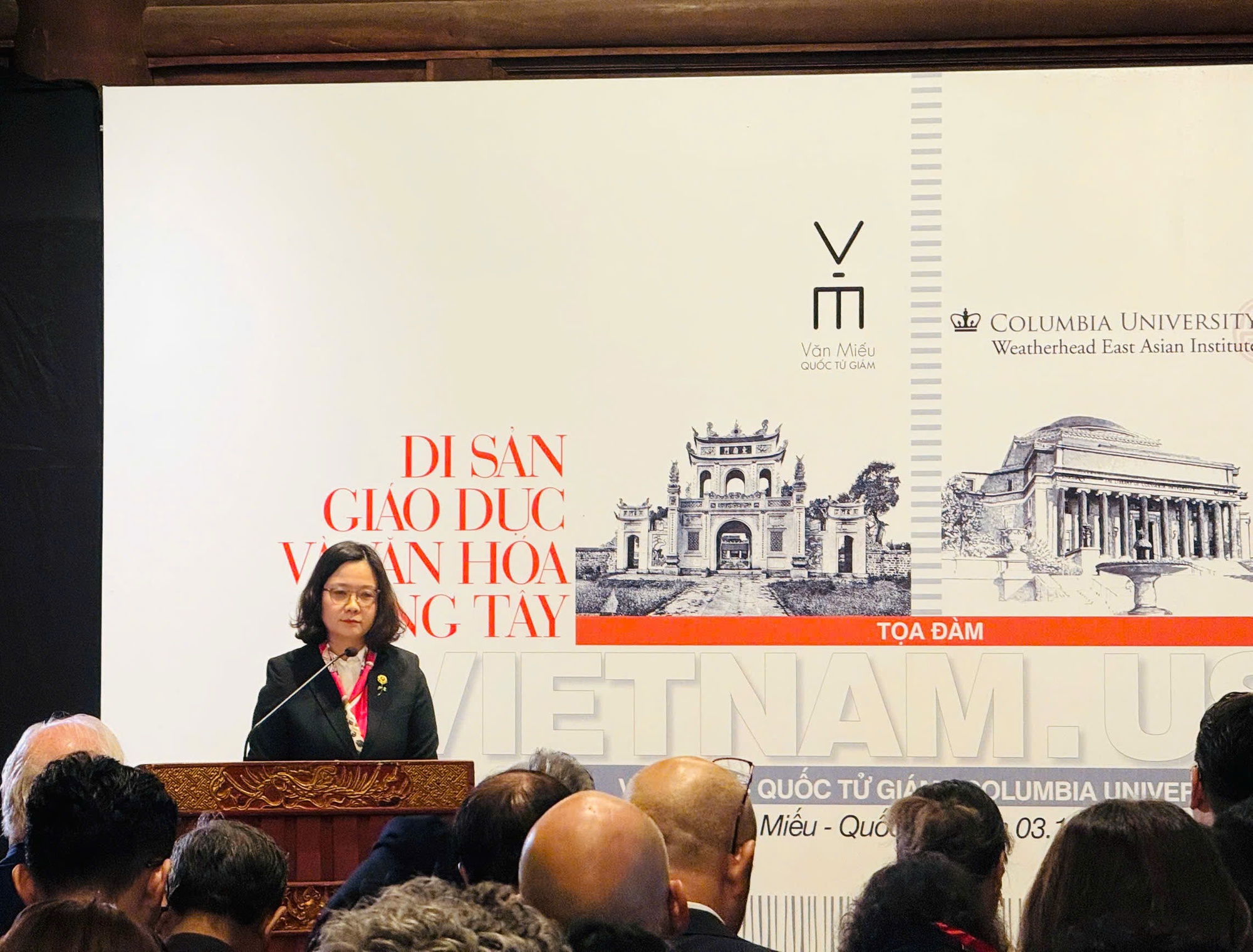 Di sản giáo dục đóng vai trò quan trọng trong việc hình thành bản sắc dân tộc- Ảnh 1. Di sản giáo dục đóng vai trò quan trọng trong việc hình thành bản sắc dân tộc- Ảnh 1.