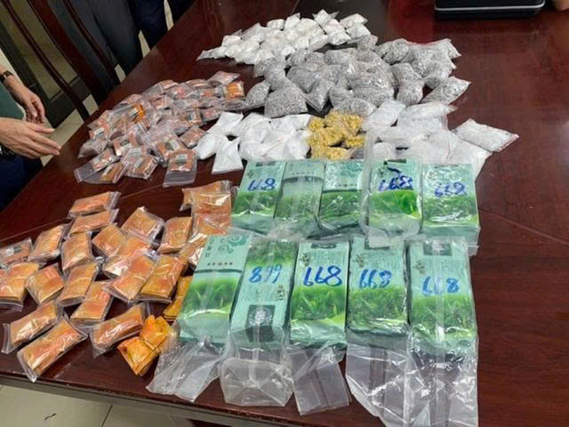 Bộ Công an gửi Thư khen Công an thành phố Hà Nội- Ảnh 1. Bộ Công an gửi Thư khen Công an thành phố Hà Nội- Ảnh 1.