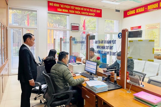 Việc phân cấp, phân quyền phải gắn liền với chuyển đổi số - Ảnh 1.