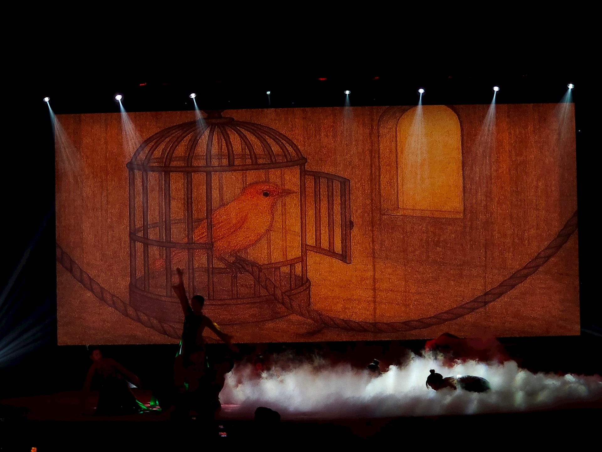 Ngày hội thiếu nhi Thủ đô 'Tự hào truyền thống - Sáng ngời ước mơ xanh'- Ảnh 1.