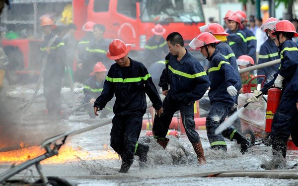 Khắc phục các hạn chế, thiếu sót trong phòng cháy, chữa cháy - Ảnh 1. Khắc phục các hạn chế, thiếu sót trong phòng cháy, chữa cháy - Ảnh 1.