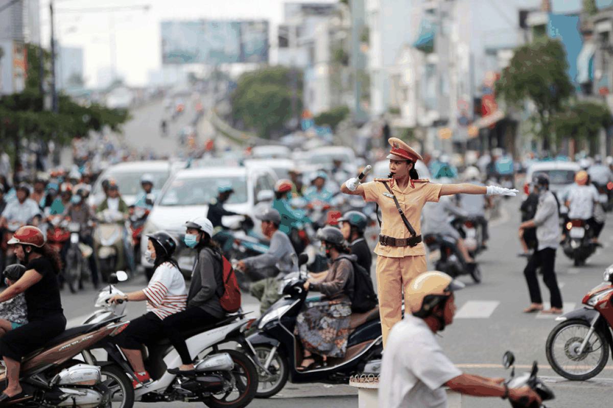 Hà Nội triển khai chương trình truyền thông 'Vì An toàn giao thông Thủ đô' - Ảnh 1. Hà Nội triển khai chương trình truyền thông 'Vì An toàn giao thông Thủ đô' - Ảnh 1.