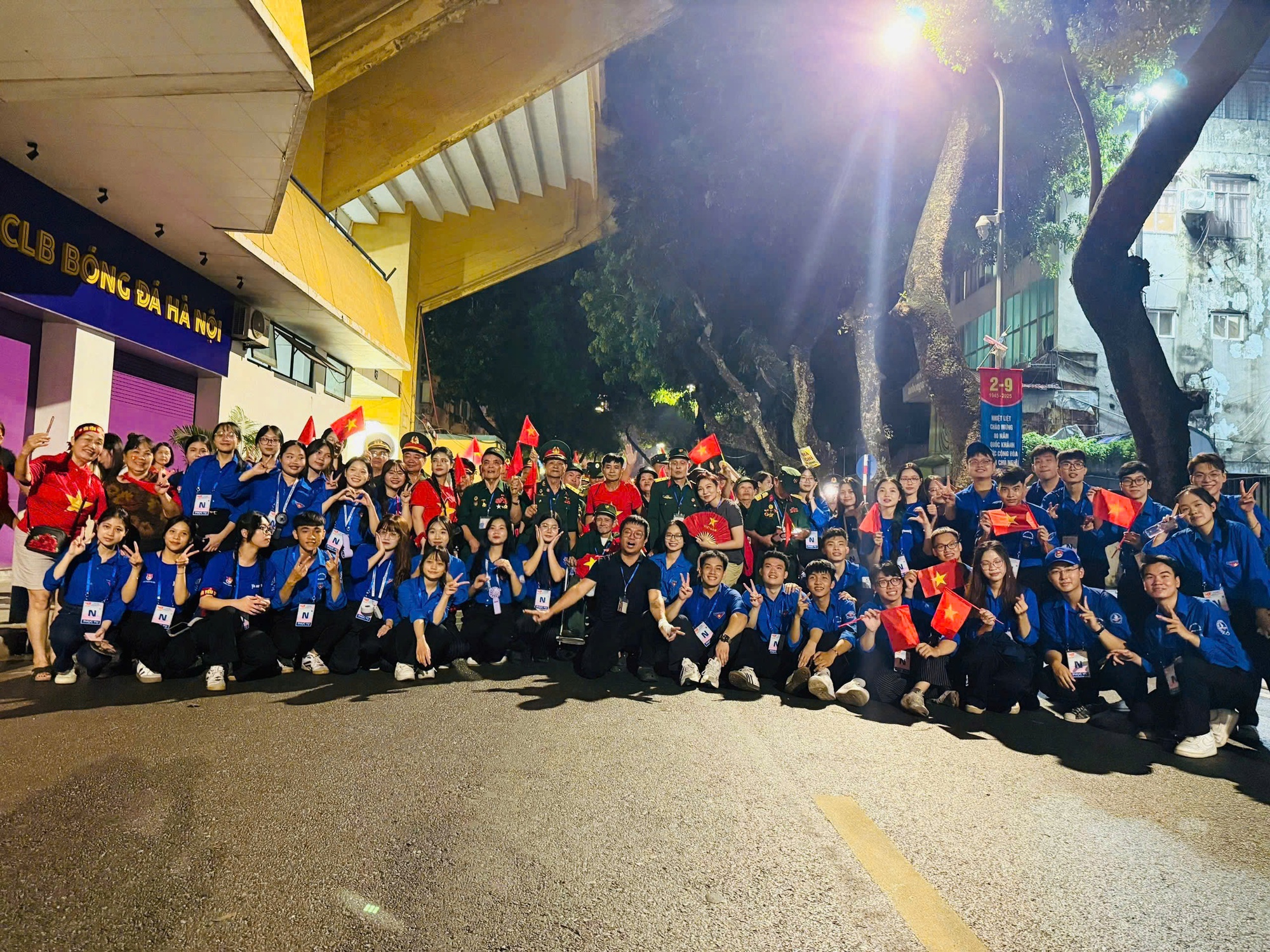 Sức trẻ tình nguyện đồng hành cùng Lễ kỷ niệm diễu binh, diễu hành A80- Ảnh 3. Sức trẻ tình nguyện đồng hành cùng Lễ kỷ niệm diễu binh, diễu hành A80- Ảnh 3.
