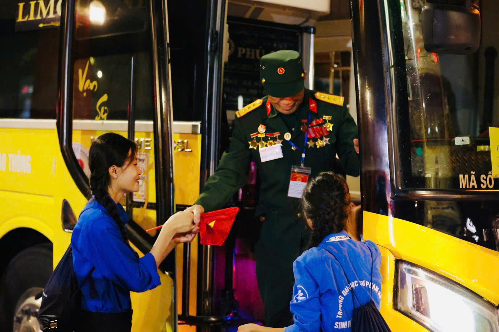 Sức trẻ tình nguyện đồng hành cùng Lễ kỷ niệm diễu binh, diễu hành A80- Ảnh 11. Sức trẻ tình nguyện đồng hành cùng Lễ kỷ niệm diễu binh, diễu hành A80- Ảnh 11.