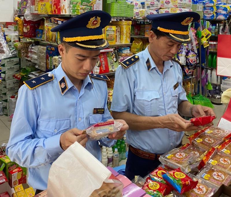 Siết chặt quản lý, bảo đảm an toàn thực phẩm mùa Tết Trung thu- Ảnh 1.