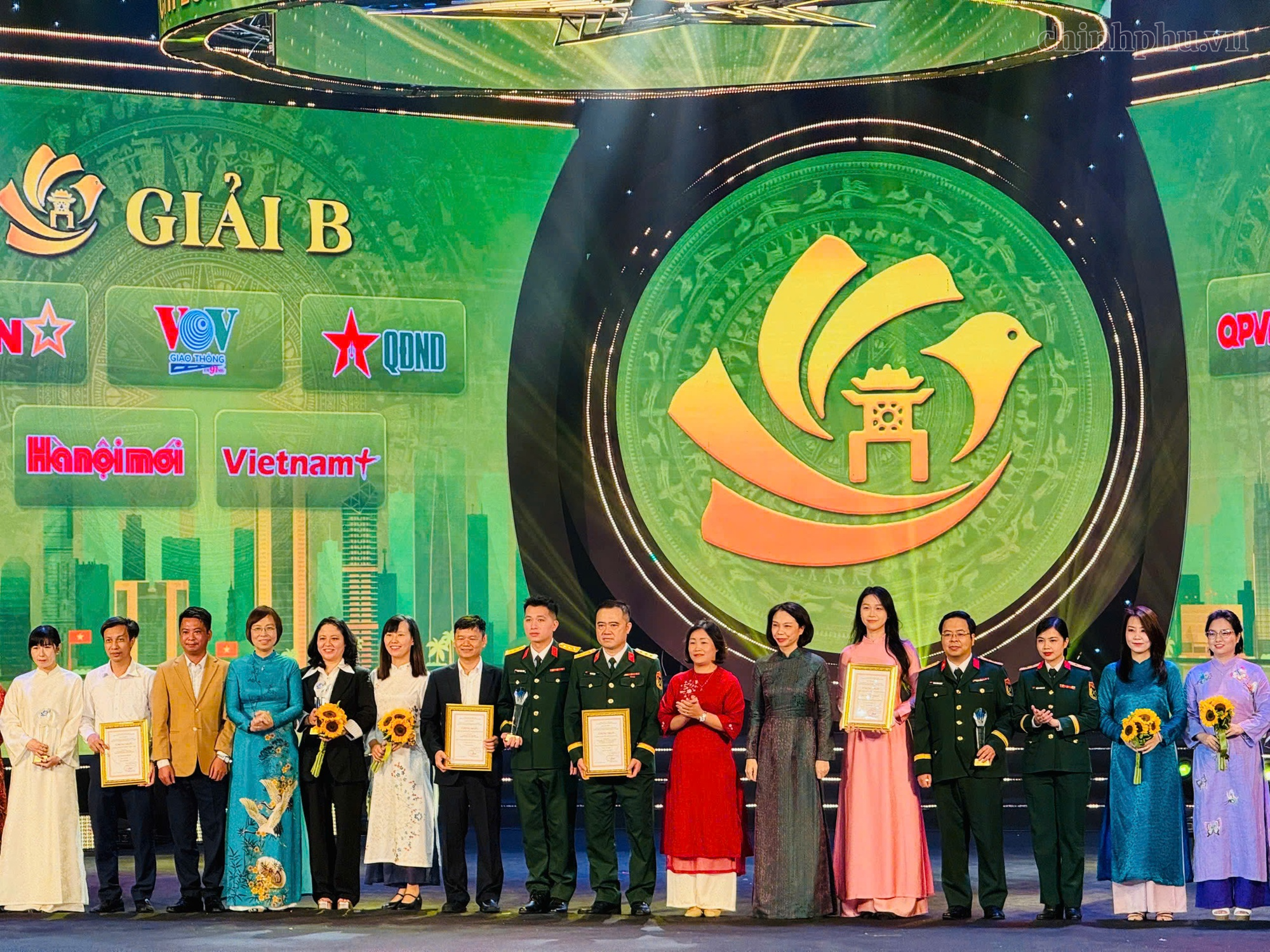 Trao thưởng Giải báo chí về phát triển văn hóa và xây dựng người Hà Nội thanh lịch, văn minh năm 2026- Ảnh 4.