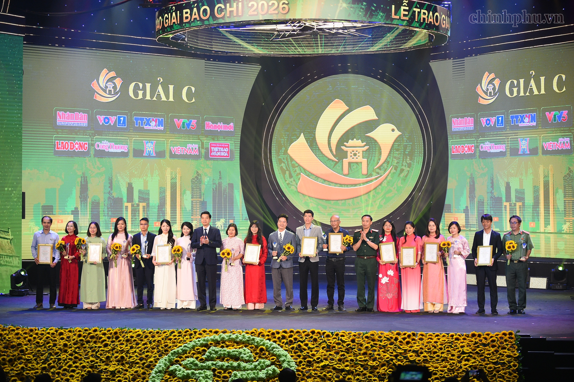 Trao thưởng Giải báo chí về phát triển văn hóa và xây dựng người Hà Nội thanh lịch, văn minh năm 2026- Ảnh 5.