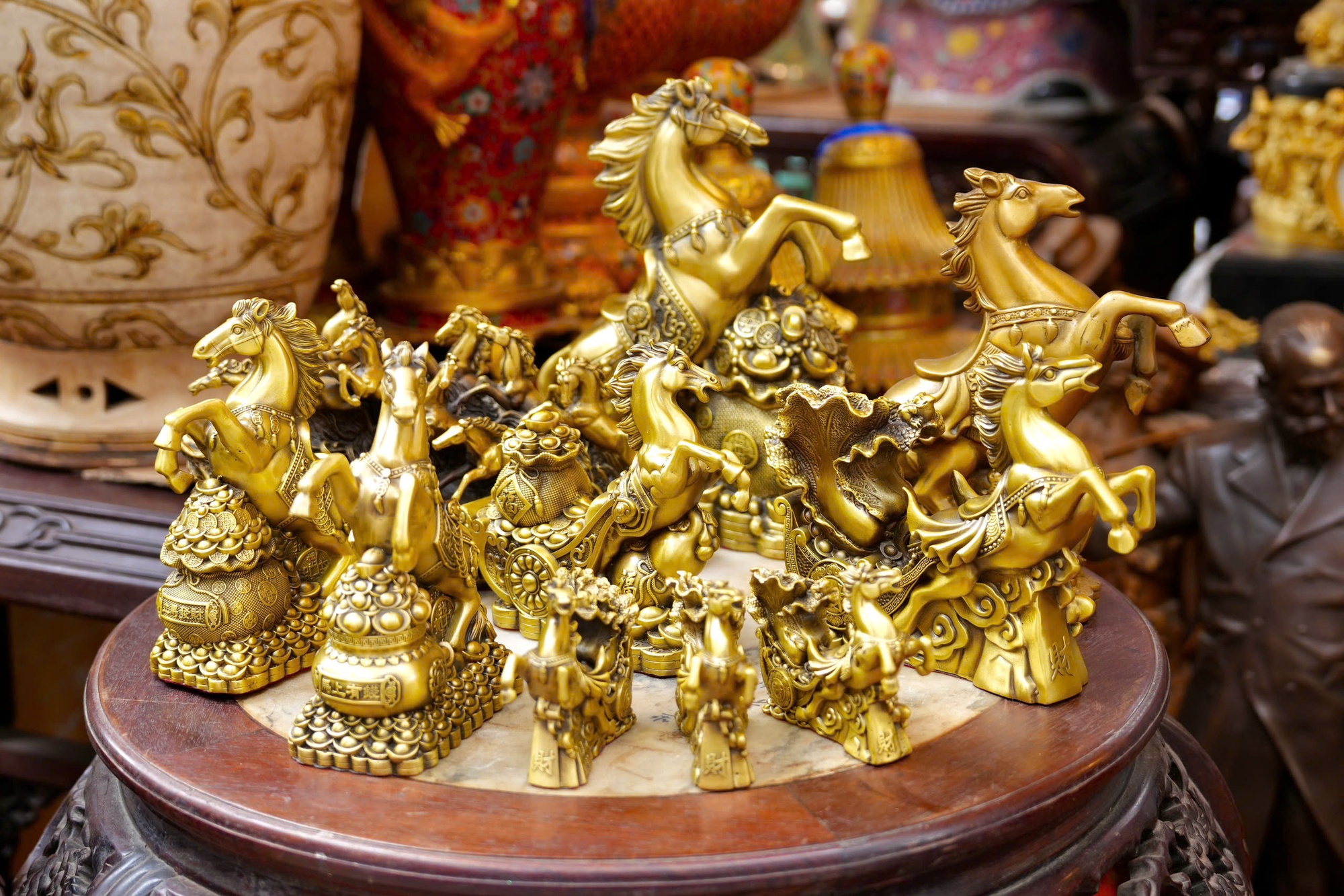 Sắc xuân trên chợ hoa Hàng Lược: ‘Hơi thở’ Tết giữa lòng Hà Nội- Ảnh 5.