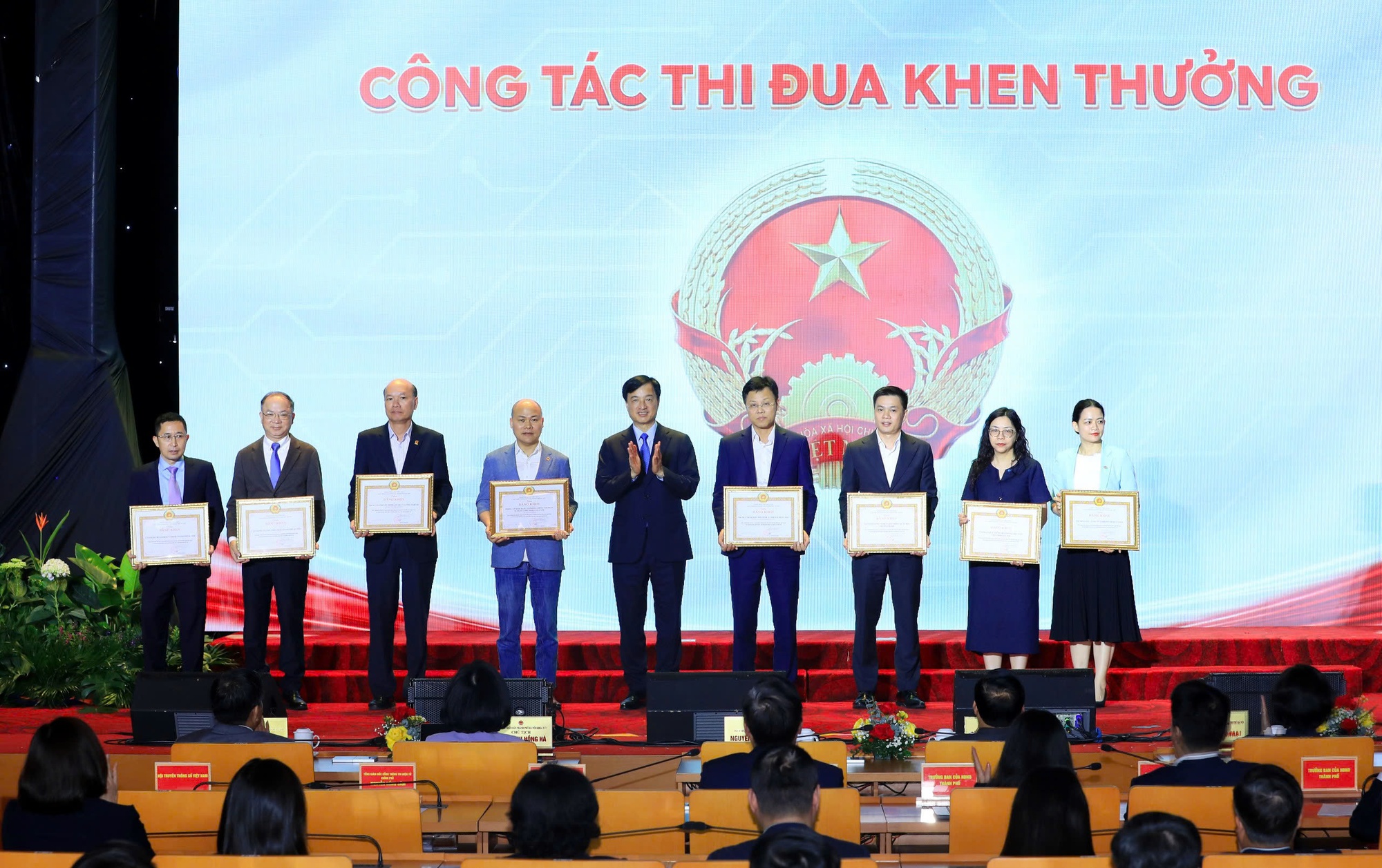 Hà Nội: Khai trương nền tảng điều hành tập trung của Đoàn đại biểu Quốc hội và HĐND- Ảnh 4.