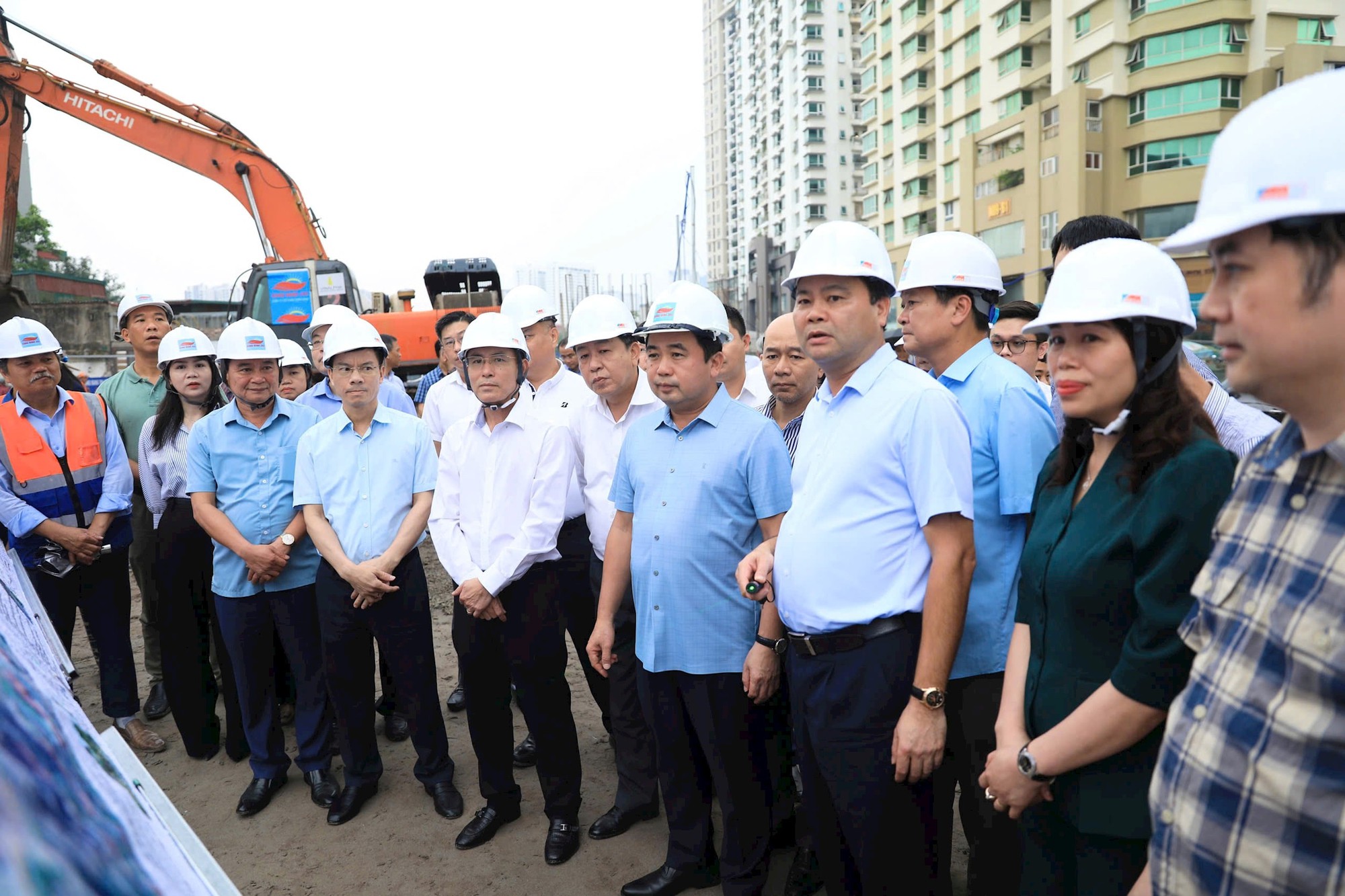 Bí thư Thành ủy Hà Nội Trần Đức Thắng chỉ đạo bảo đảm tiến độ các dự án trọng điểm - Ảnh 3.