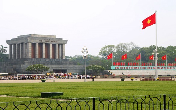 Lưu ý vị trí đỗ xe và lộ trình di chuyển khi vào viếng Lăng Bác dịp nghỉ lễ 30/4, 1/5- Ảnh 1.