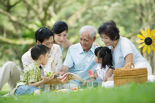 Hà Nội: Lan tỏa văn hóa đọc trong gia đình - Ảnh 1.