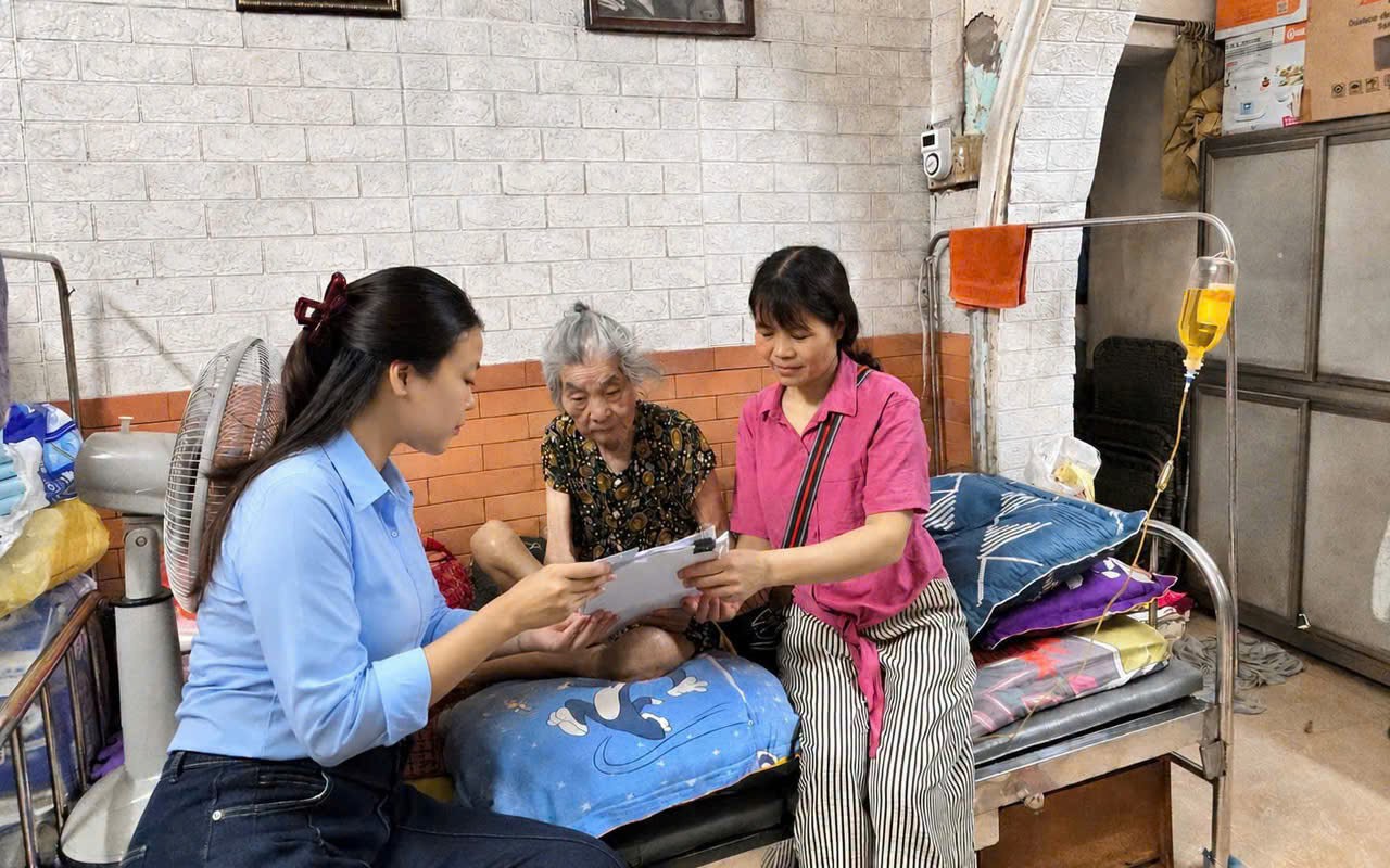 Hành chính công Thủ đô: Hành trình từ 'ngồi quầy chờ đợi' đến 'chủ động gõ cửa' phục vụ nhân dân