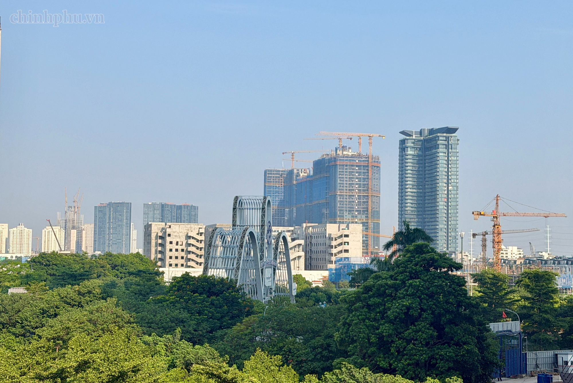 Hà Nội tạo động lực mới, quyết tâm hoàn thành mục tiêu tăng trưởng năm 2026- Ảnh 2.