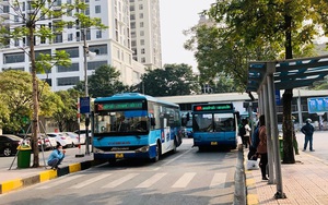 Hà Nội: Gần 30 nghìn lượt xe buýt phục vụ nhu cầu đi lại dịp Tết