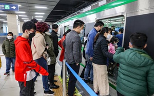Đầu năm du xuân thú vị bằng tàu điện Cát Linh- Hà Đông