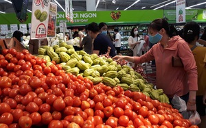 Siêu thị ‘kiềm giá’ thực phẩm trước tác động giá xăng tăng
