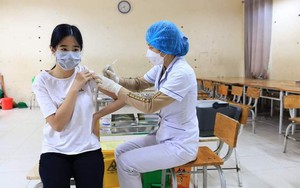 Triển khai tiêm vaccine COVID-19 đợt 65 trên địa bàn Hà Nội