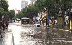 Hà Nội: Sở Xây dựng kiến nghị xây bể ngầm điều tiết nước mưa chống ngập