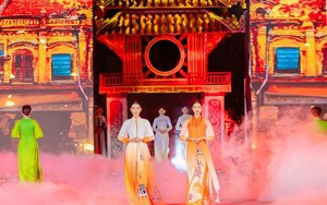 ‘Minh châu Hà Thành’ tỏa sáng trong Lễ hội Áo dài