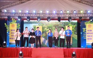 Thi tuyên truyền viên giỏi tuyên truyền quy tắc ứng xử nơi công cộng