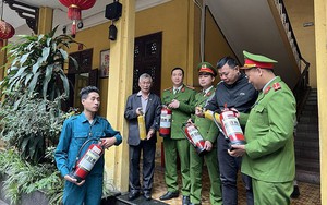 Hà Nội tăng cường phòng chống cháy nổ tại các di tích, lễ hội đầu năm