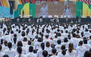 5.000 người tham gia Ngày hội Yoga Dân trí