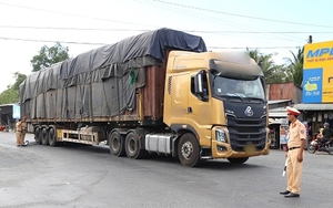 Thu hồi hơn 1.600 phù hiệu xe kinh doanh vận tải chạy quá tốc độ